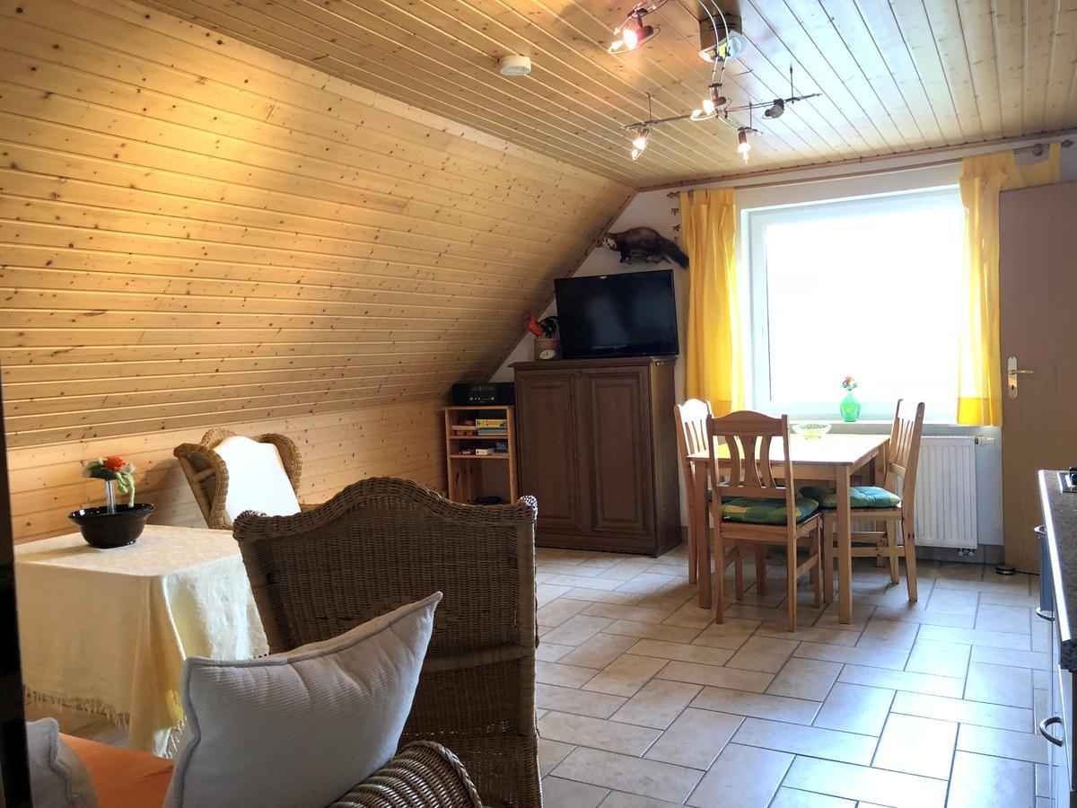 Ferienwohnung Mit Garten 비에크 외부 사진
